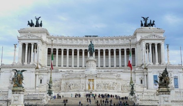 4BB735D3-62AF-4D9C-A0EA-5FD81152FCA6